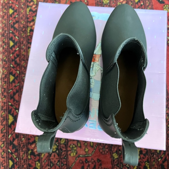 Cloudy Rain Booties - Picture 5 of 6